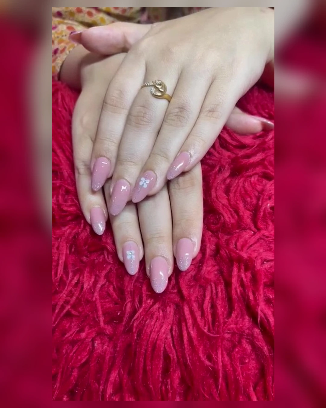 Nail Swag pink floral nail design